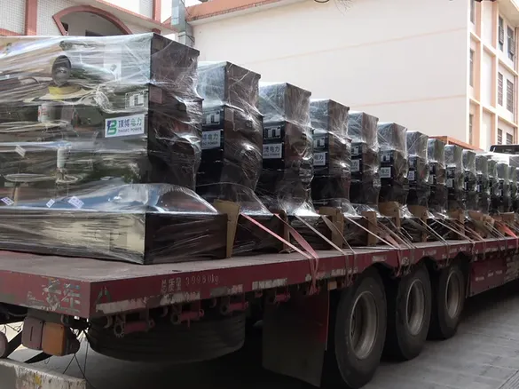 Ekspor Generator Diesel Tipe Terbuka 90kW/200kW Ke Saudi Arabia