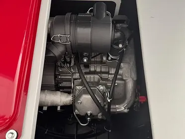 Genset Diesel Dengan Pendingin Udara (Silinder Ganda)